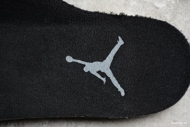 Cap and 378037-005 Gown  11 Jordan Retro 0915